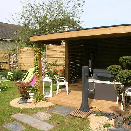 Chambres D'hotes Logis Gutenberg Bed & Breakfast *